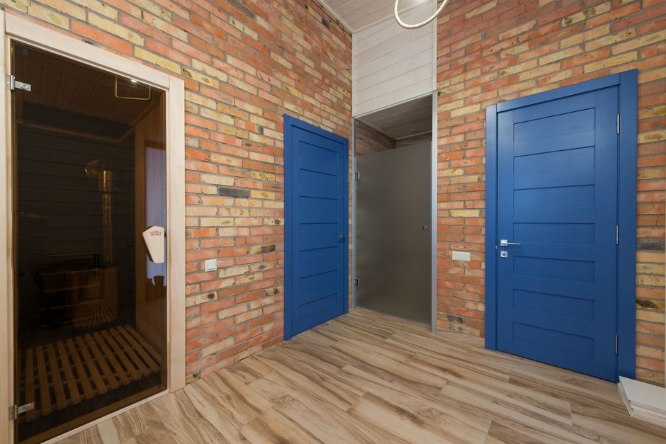 Beautiful new entry door installation